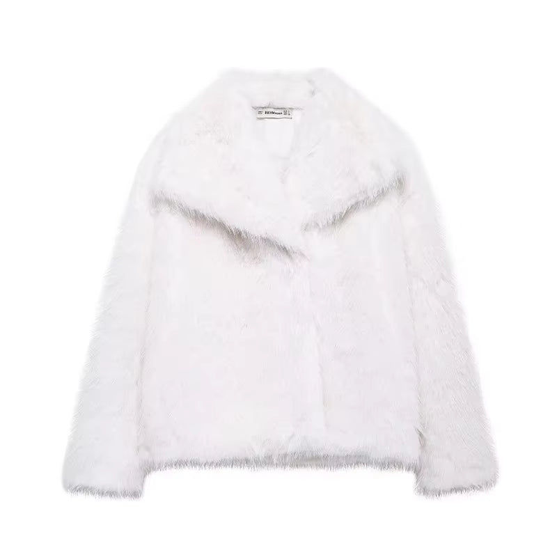 Women's Faux Fur Coat Vintage Lapel Long Sleeves Button Closure